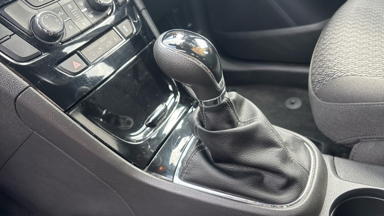 Vauxhall Mokka X 1.6i Active 5dr Petrol Hatchback